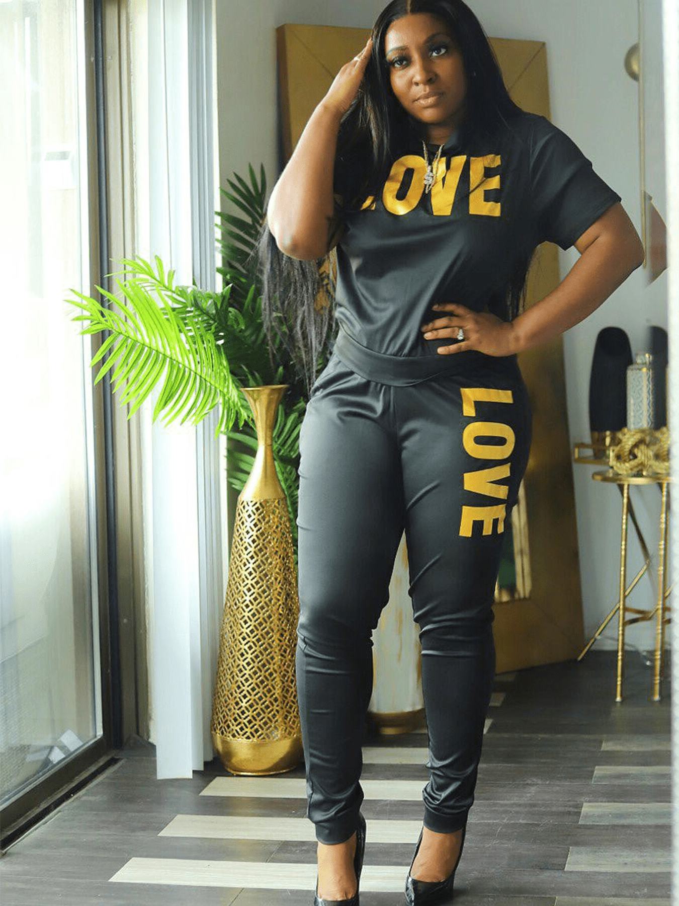 Plus Size Golden 'love' Print Short Sleeve Top Pants Set - Temu Netherlands