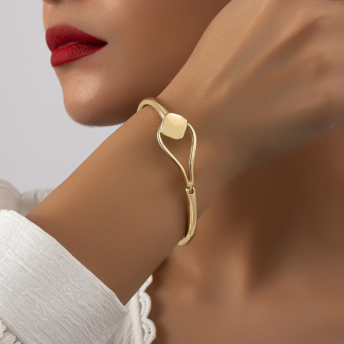 Minimalist Spring Metal Bracelet