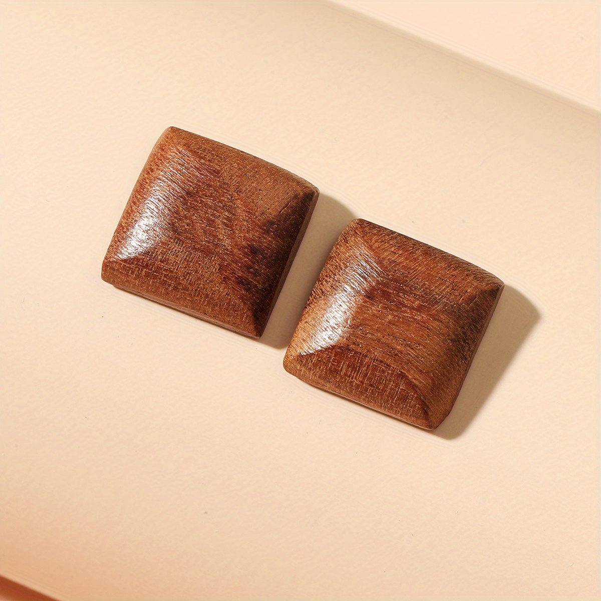 1 Pair Of Elegant Red Vintage Wooden Square Stud Earrings For Women - Stainless Steel Posts, Ideal For & , Novelty Earrings