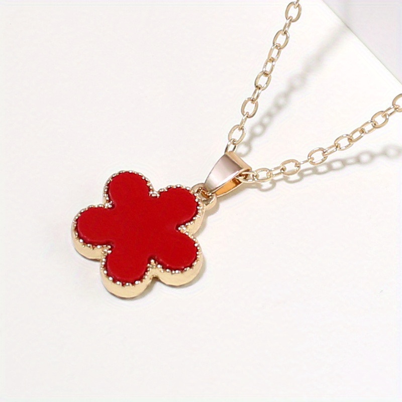 Red deals clover necklace