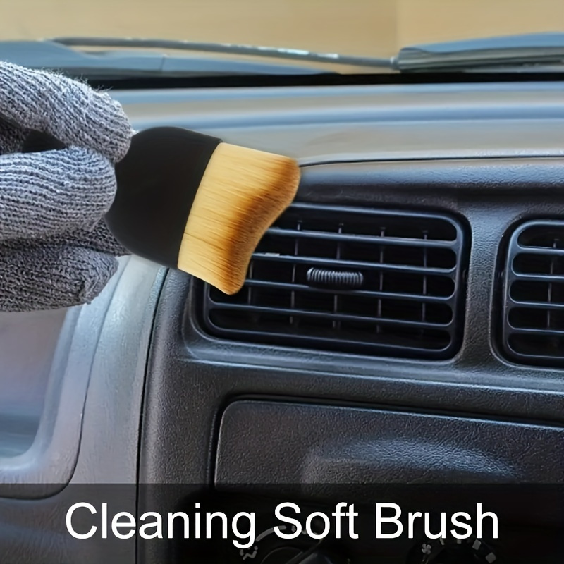 Limpia el salpicadero e interior del coche sin brillos molestos con este  limpiador mate por solo 12 euros - Periodismo del Motor