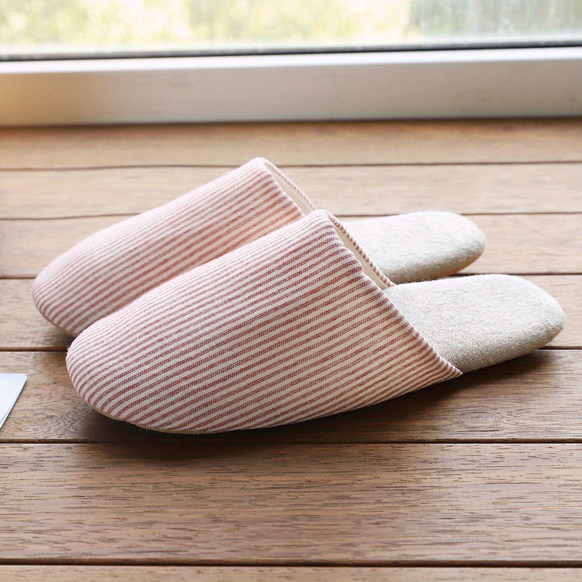 Minimalist house store slippers