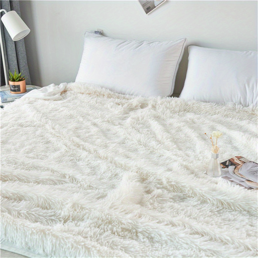 Faux Fur Duvet Cover Set - Shaggy Tie Dyed Duvet Cover - Luxury Ultra Soft Fluffy  Comforter Cover Bed Sets - China Long Plush Quilt and Tie Dyed Duvet Cover  Set price