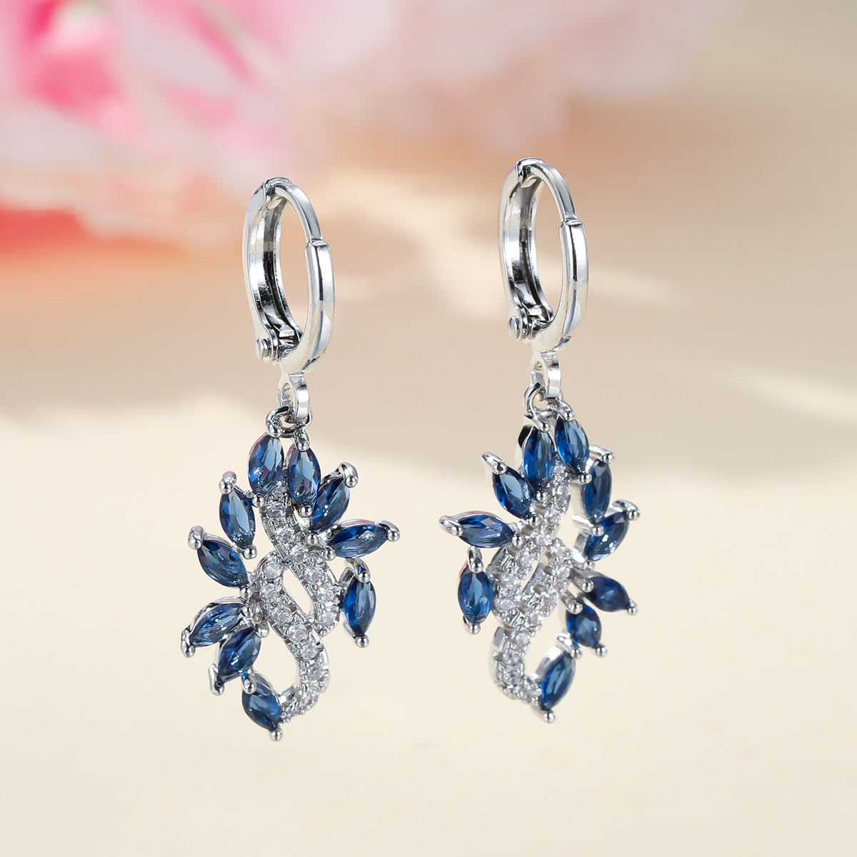 Image of Luxurious And Blue Synthetic Zirconia Leaf-shaped Women's Fashion Pendant Earrings, Party Birthday Gift, Engagement And Wedding Earrings