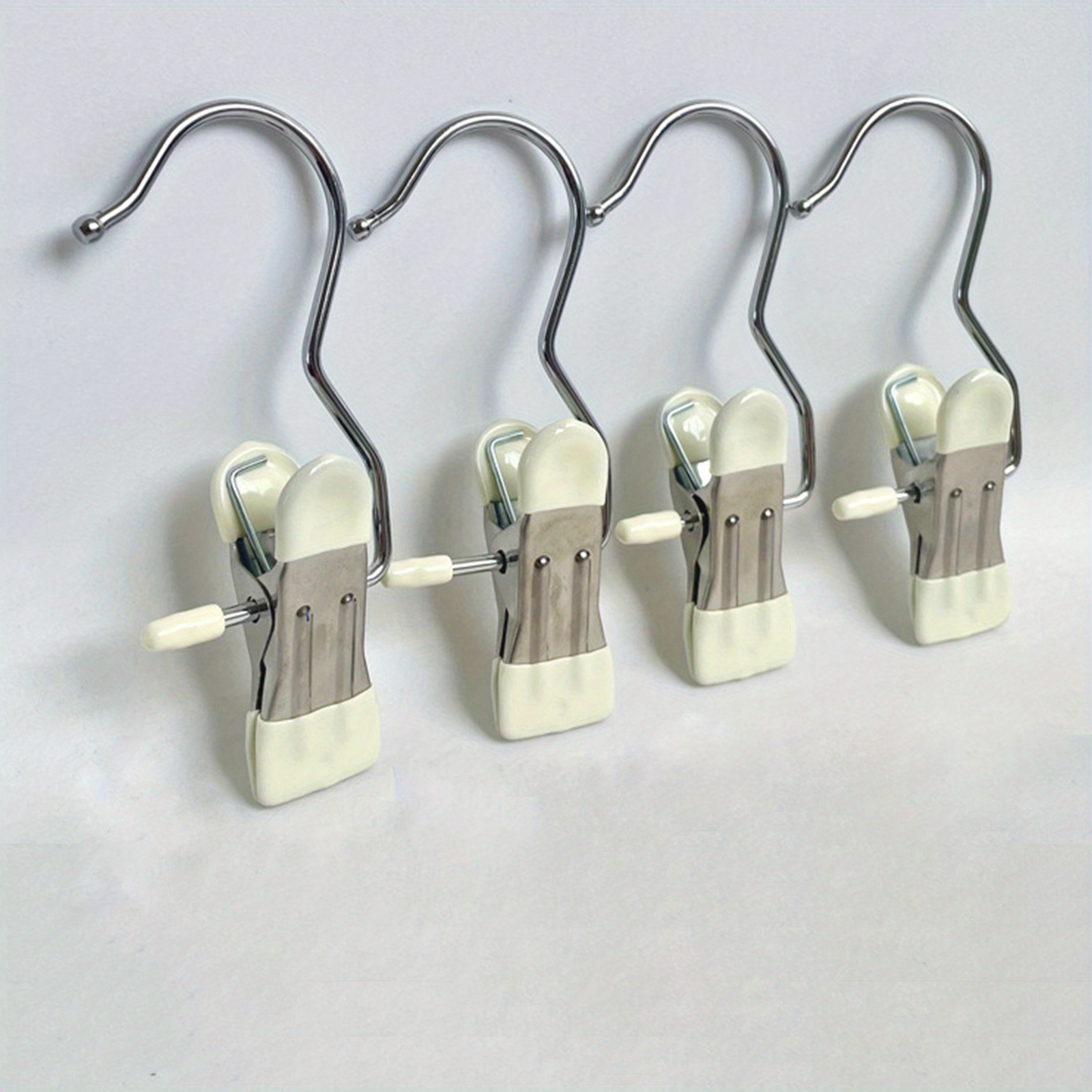 Stainless Steel 4 Hook Wall Mounted Hanger, For Cloth Hanging