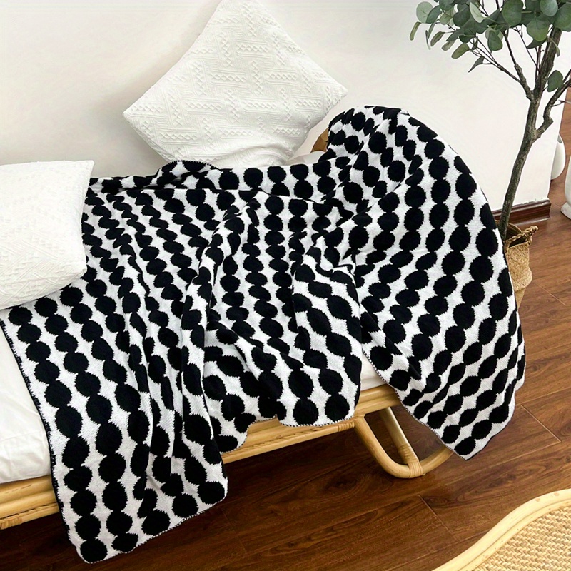 Black and white best sale polka dot throw blanket