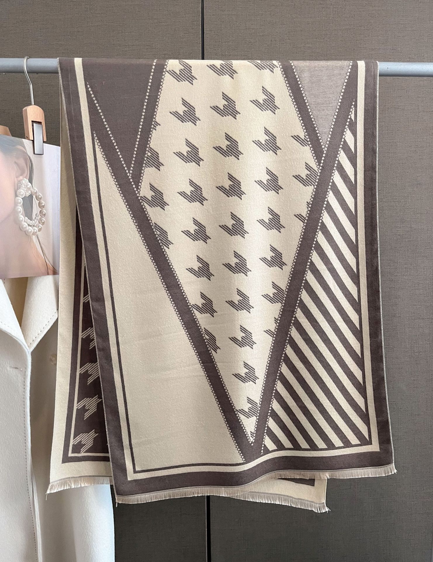 Schwarzer Labrador Druck Schal - Weicher Quastenschal Für Herbst & Winter