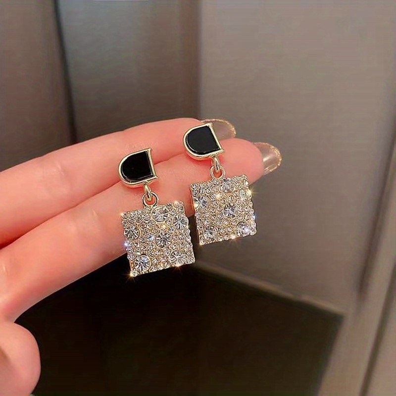 Drop Earings 2.5g Ladies Gold Earrings