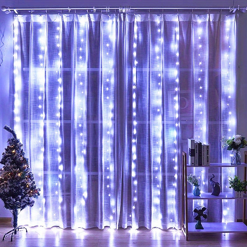 Rideau avec guirlande de lumières LED pour fenêtre, pour décorations de  Noël et nouvel an, avec télécommande, pour chambre et maison, 3M, USB,  chaîne, fée, feston - Historique des prix et avis