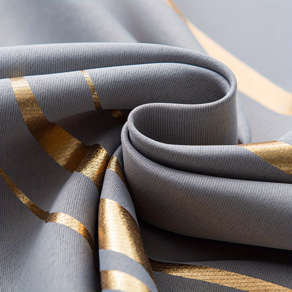 1pc Silvery-heated Blackout Curtain