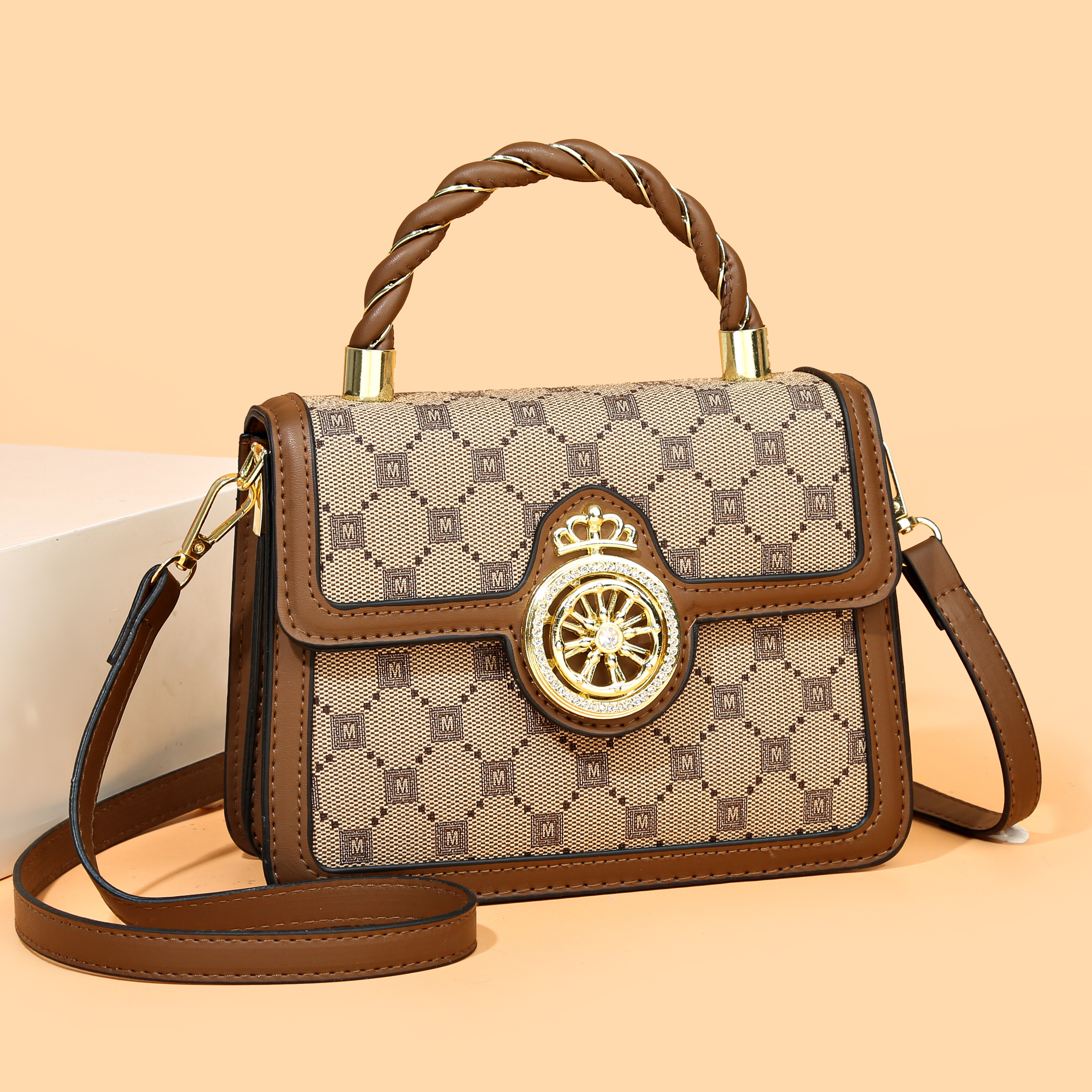 Gucci Metal logo shoulder bag, Women's Bags