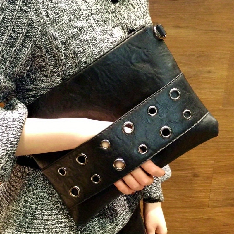 Big black hot sale clutch bag