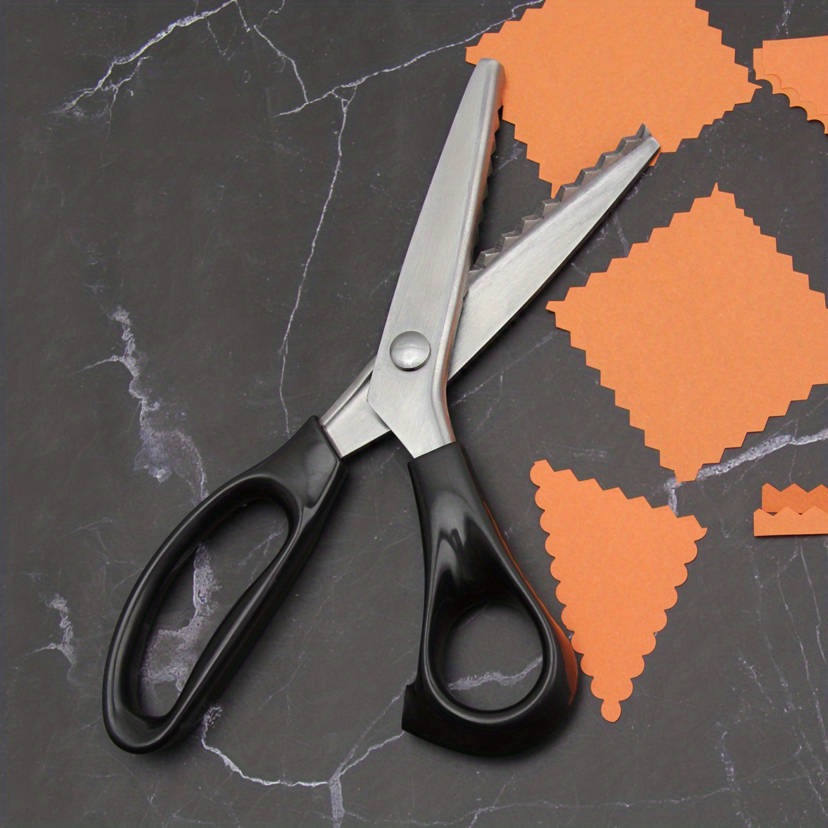 Triangle fabric lace scissors wave pattern saw pattern scissors