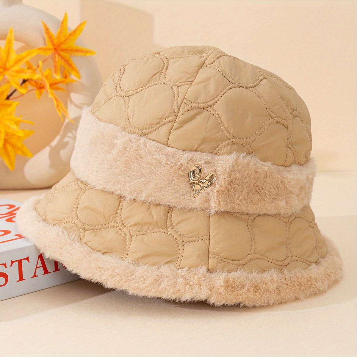 Plus Velvet Warm Plush Hat, Cake Shape Small Love Decoration Label