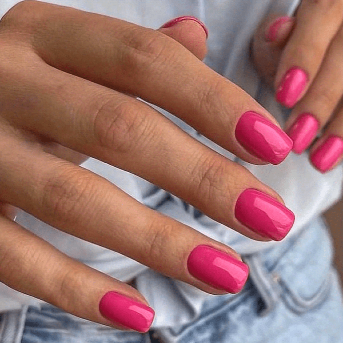 24pcs glossy short square fake nails summer hot pink press on nails solid glue on nails full cover minimalist style false nails for women girls daily wear details 0