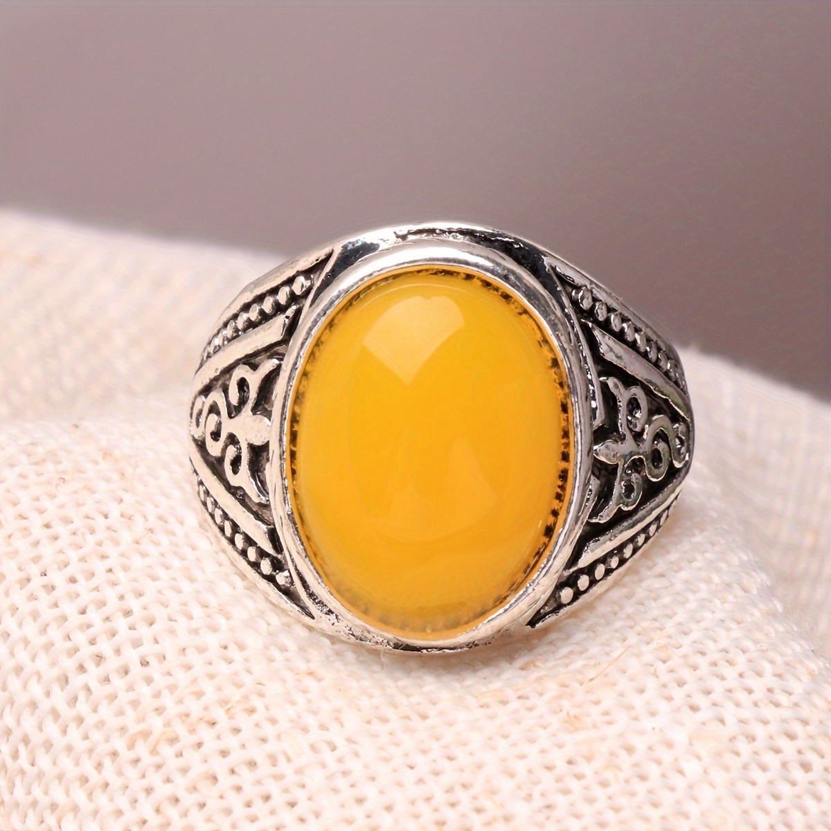 Vintage Yellow Oval Imitation Honey Wax Ring Boho Style Hand