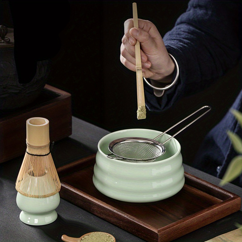 Tealyra - Kit Matcha - Juego de inicio de ceremonia de conocedores - Polvo  de té Matcha premium - Tazón verde de fabricación japonesa - Cuchara y