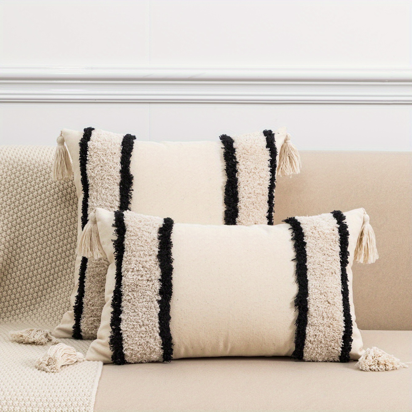 1 Beige Beilun Striped Pillow Cover Simple And Luxurious Four-corner Flow Comb Technology Living Room Bedroom Sofa Cushion Cover