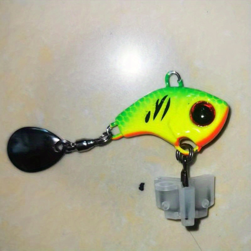 1pc All Water Layer Lipless Crankbait With Rotating Sequin And