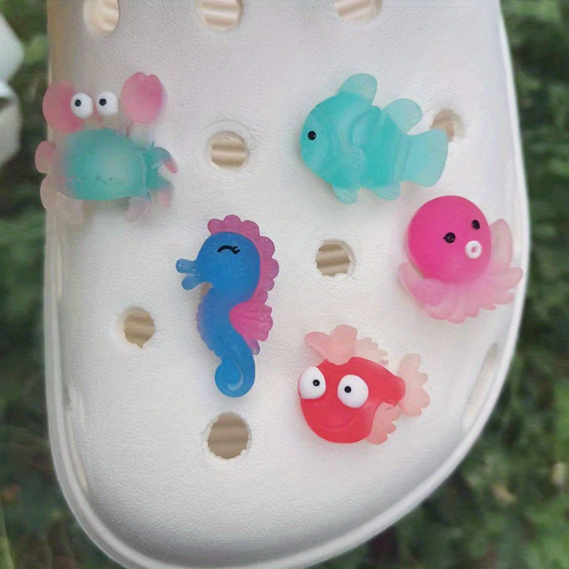 5/10pcs Cute Tropical Marine Ocean Fish Series Fashion Shoes Charms for Clogs Sandals Decoration, Shoes DIY Accessories for Girls,Temu