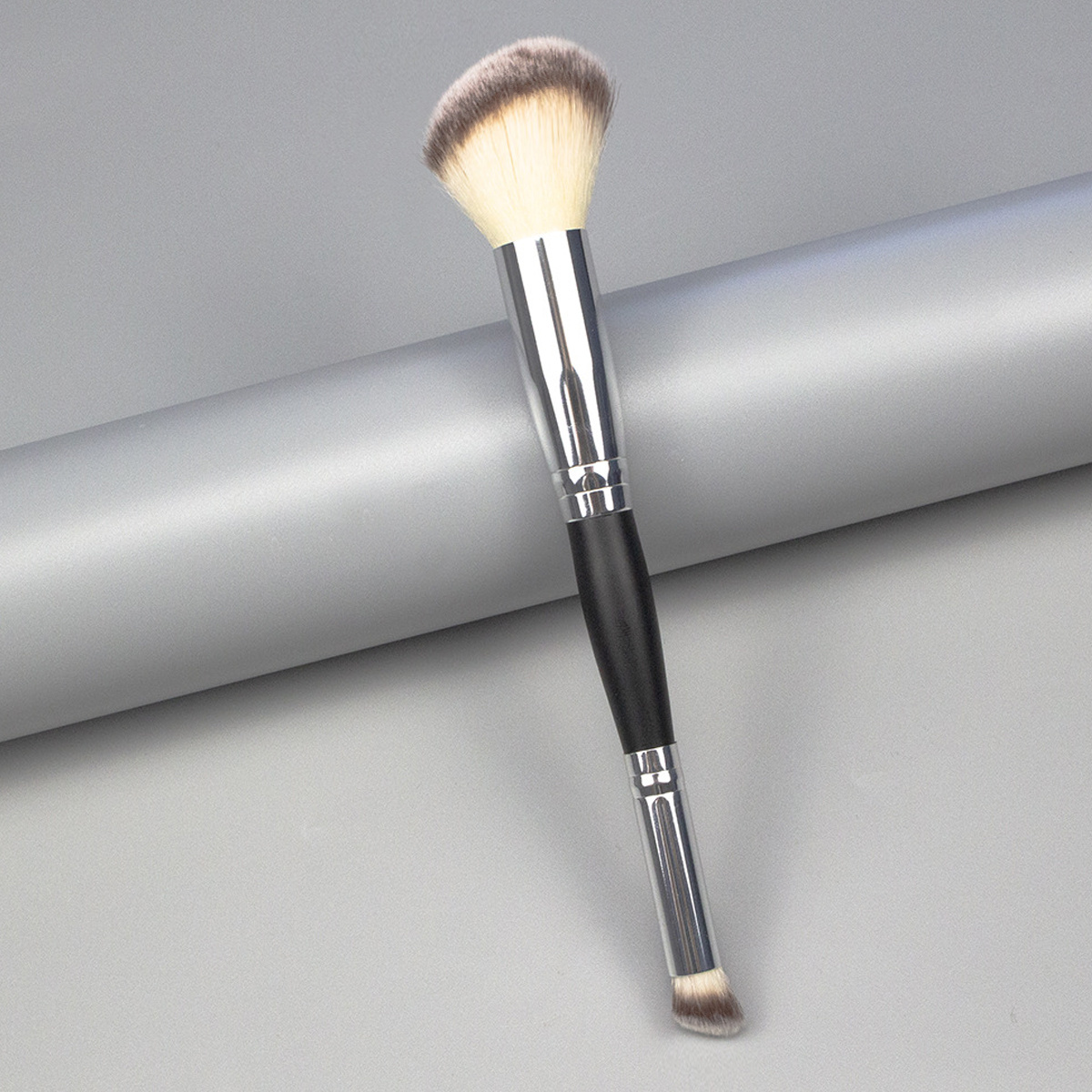 Dual ended - Angled Nose Brush Shadow Perfect Temu Brush Contour