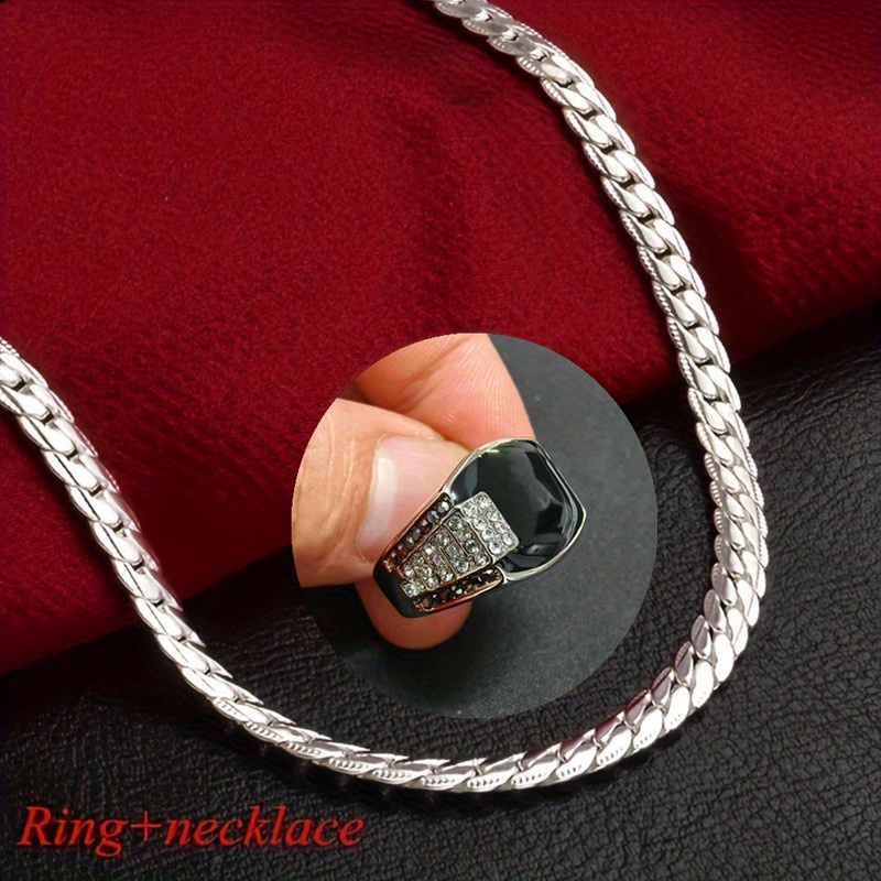 Necklaces and Pendants - Men Luxury Collection