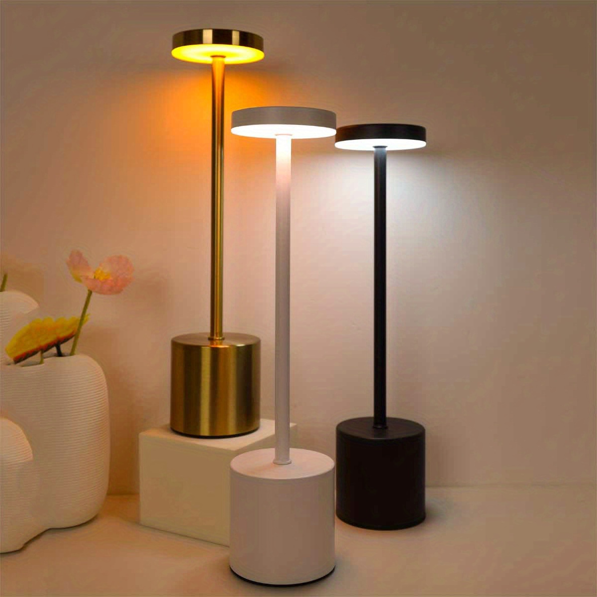 Lámpara de mesa inalámbrica mejorada, luz de escritorio recargable con  altavoz, 3 modos de color, lámpara de mesa moderna regulable, lámpara de  mesa