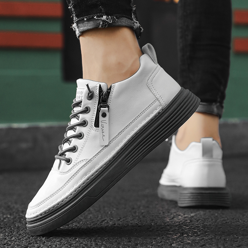 Mens Skate Shoes With Good Traction Breathable Lace Up Sneakers With