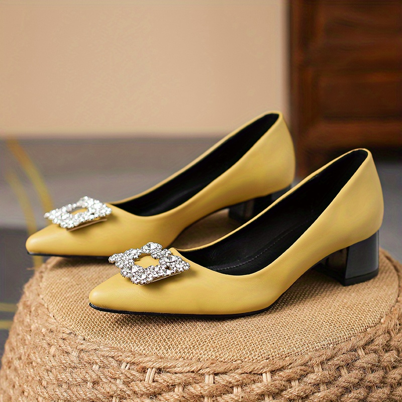 Scarpe giallo ocra hot sale con tacco