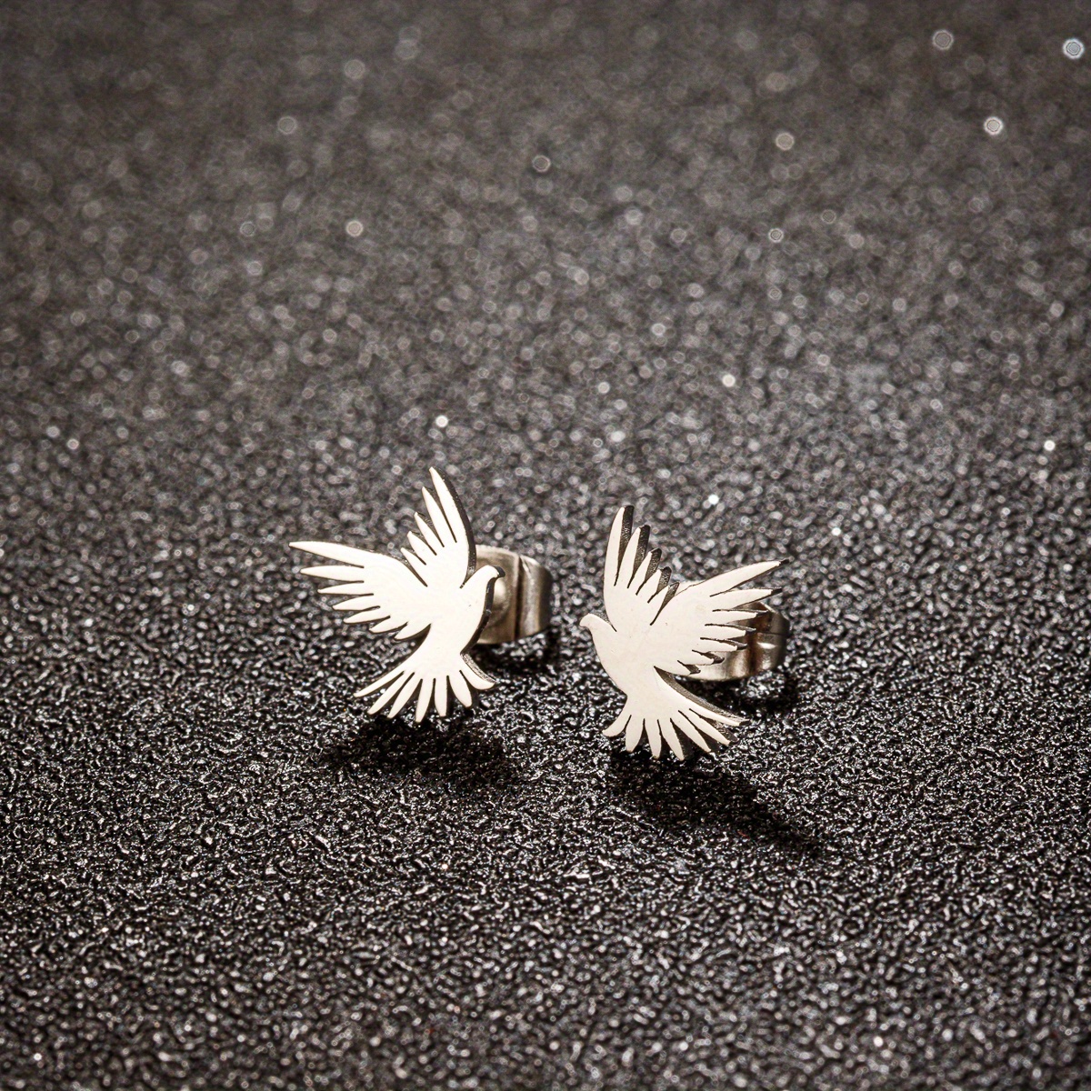 1 Pair Stainless Steel Cute Hummingbird Earrings For Women Animal Bird Piercing Earrings