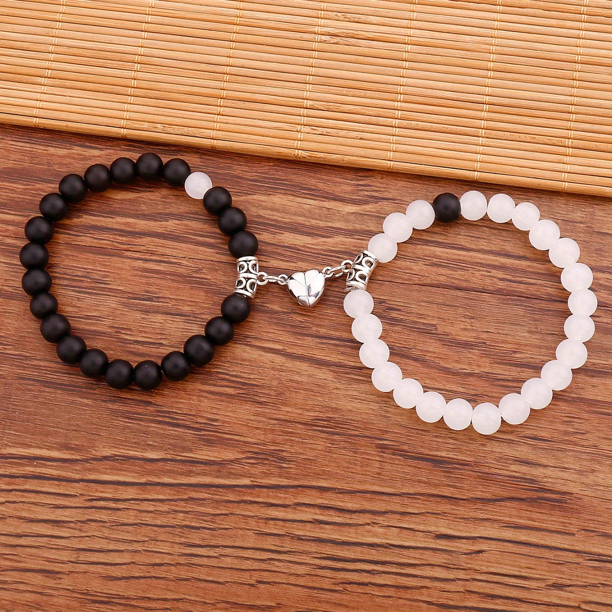 heart beads bracelet for couple friendship bands at Rs 60/piece, New Delhi