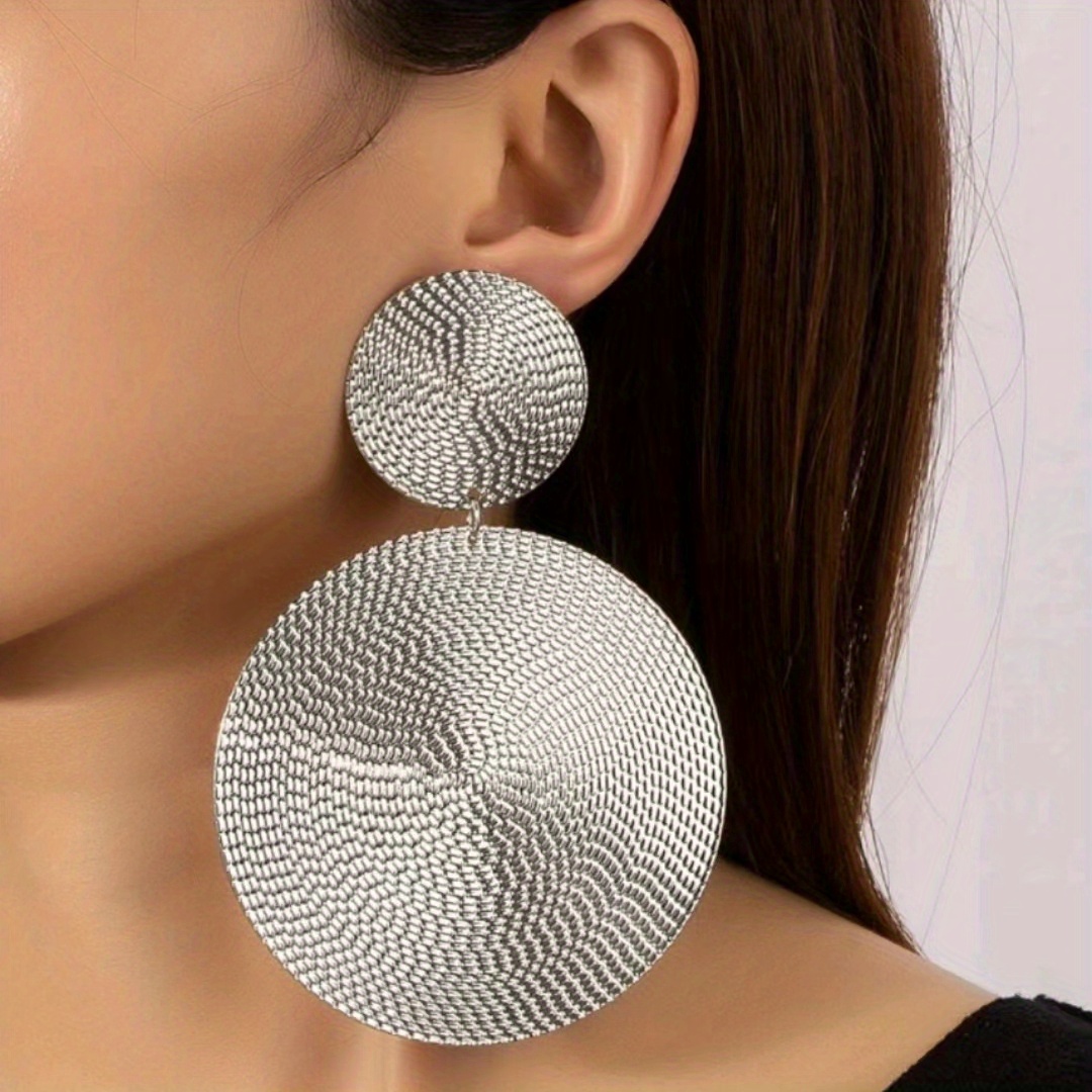 A Pair Of Fashionable Metal-style Large Round Disc Personality Creative Drop Earrings