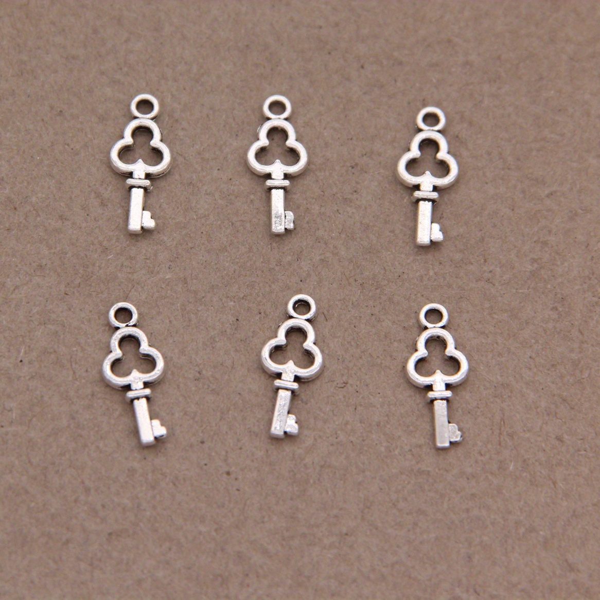 30pcs Silvery Alloy Key Pendant Necklace Bracelet Jewelry Making Additions 6.5x16mm