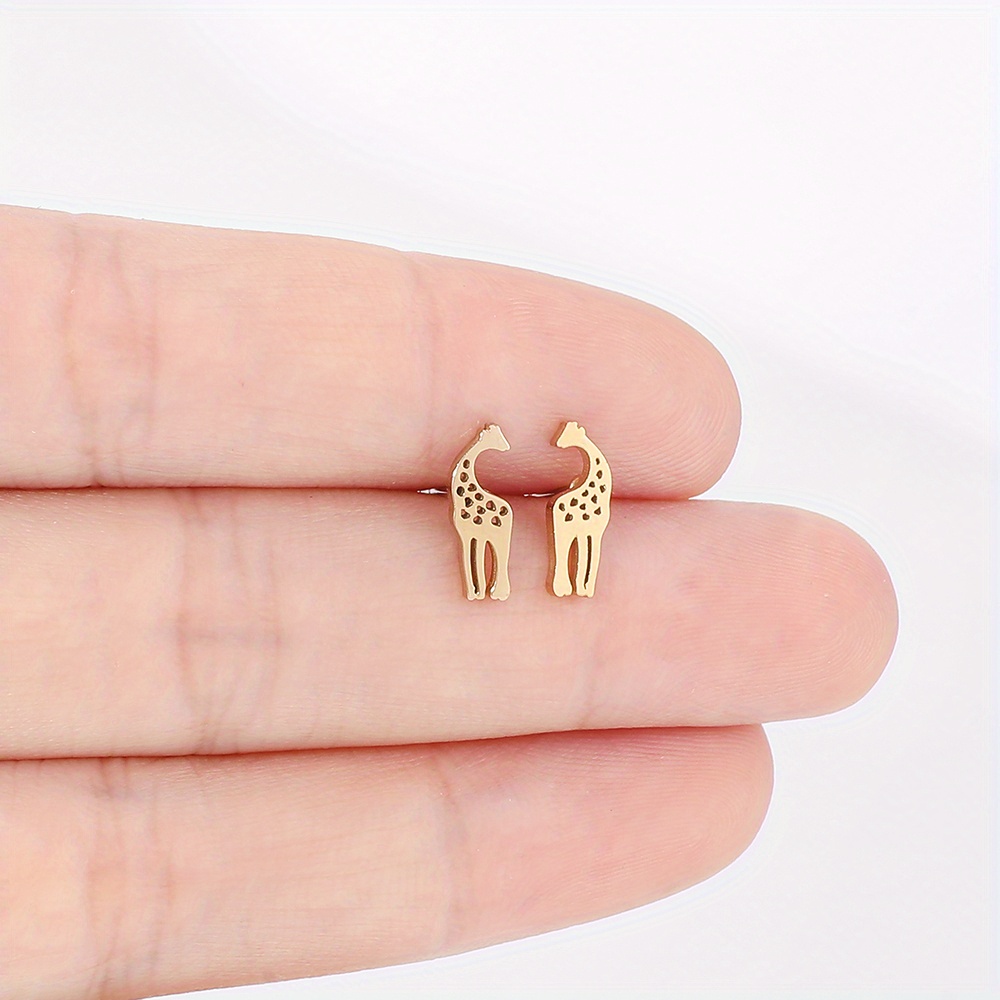 Stylish Stainless -shaped Stud Earrings, Minimalist And Unique Mini Ear Accessories For European Cross-border Fashion