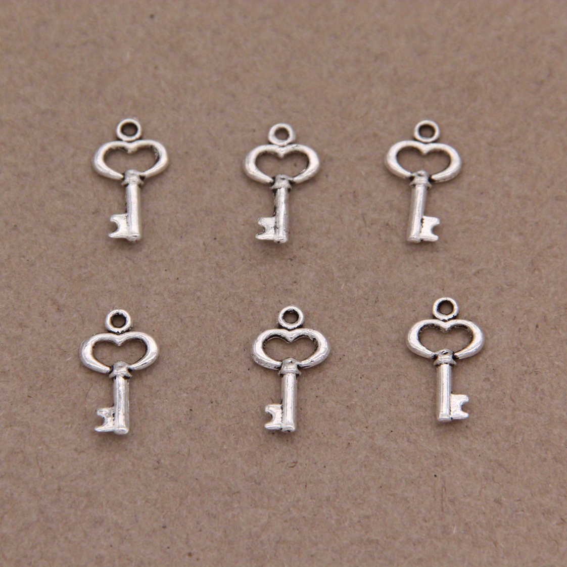 25pcs Tibetan Silvery Color, Alloy Key Pendant Necklace Bracelet Jewelry Making Additions 15x8.5mm