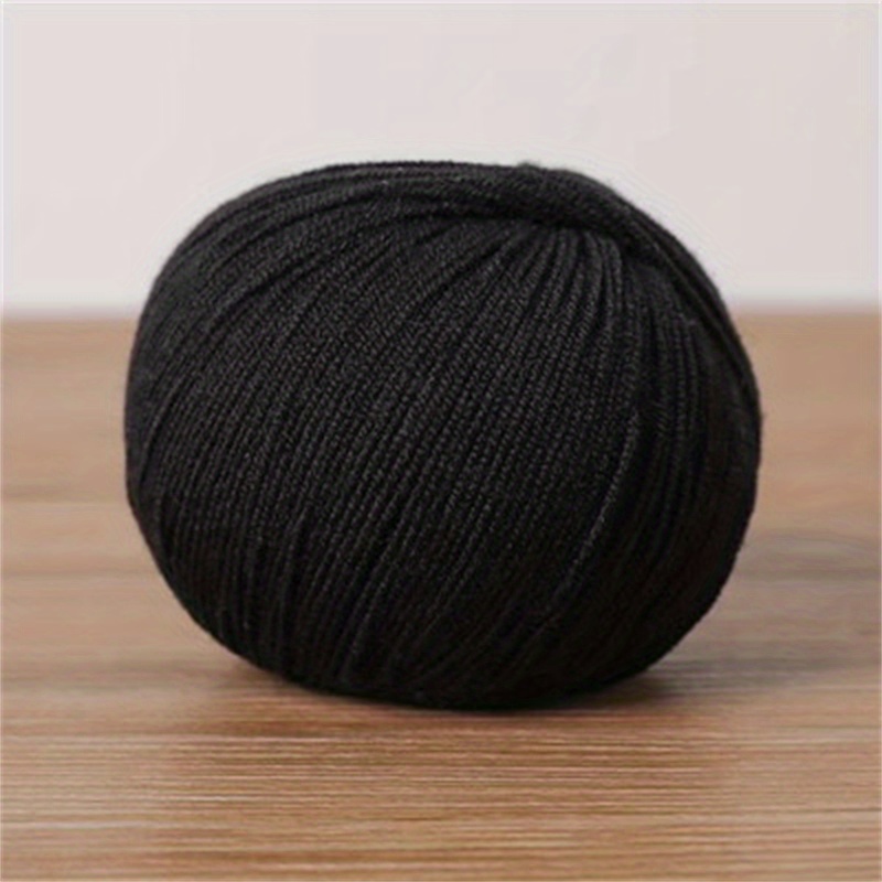  Soft Merino Wool Yarn for Hand Knitting - Medium-Fine Thread  for Warm Clothes, Scarves, and Crochet Projects - Ideal for Autumn and  Winter (Color : 14)