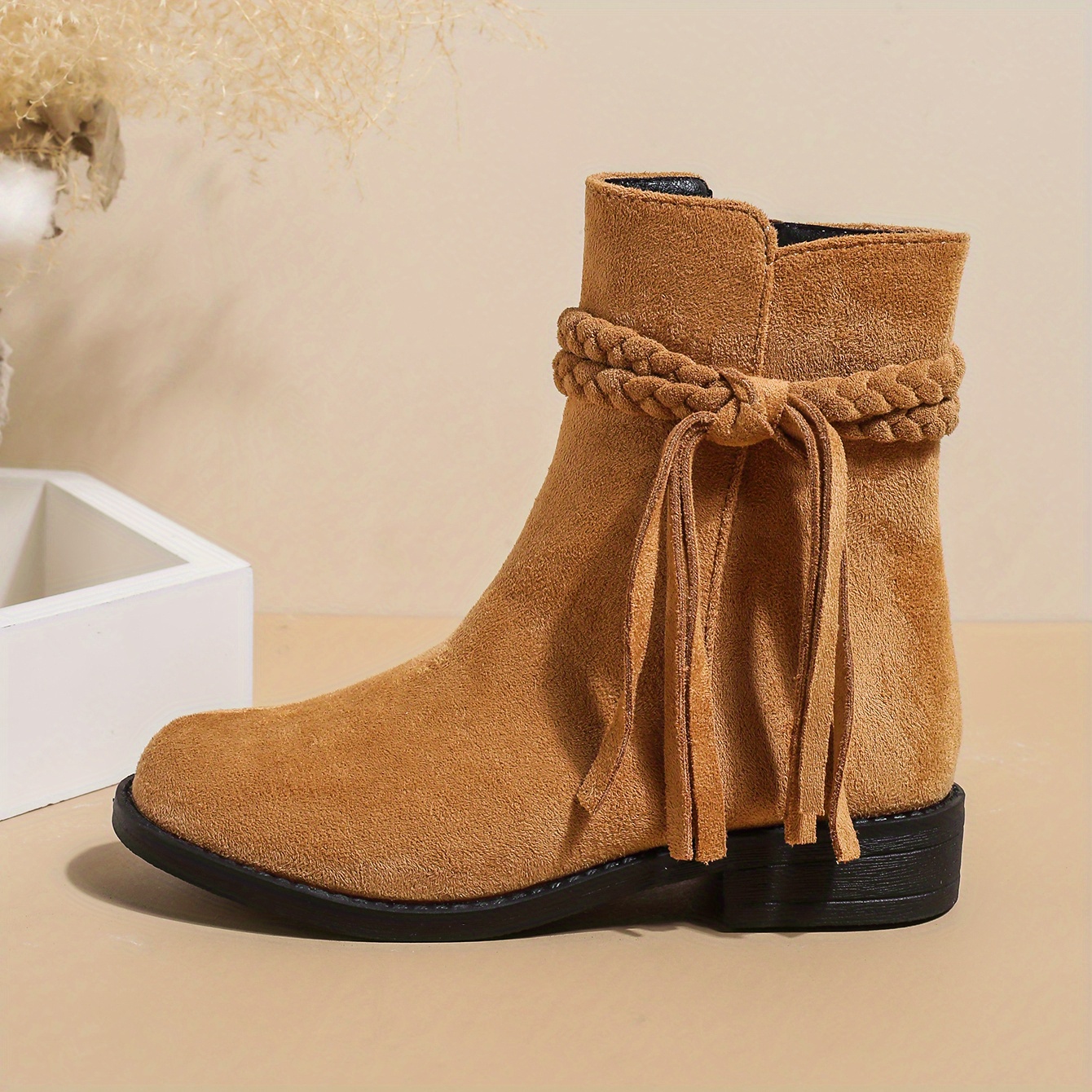 Tan on sale tassel boots