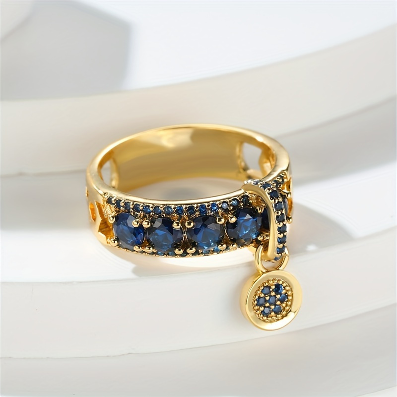 

Luxurious Vintage Synthetic Sapphire Ring - Golden Plated Alloy Engagement Jewelry Gift