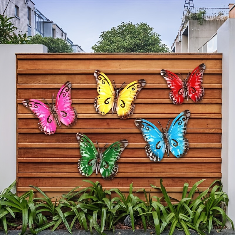 

5 pièces d'art papillon en métal, décoration murale de jardin colorée, ornements artisanaux en métal pour l'extérieur/, accents pour