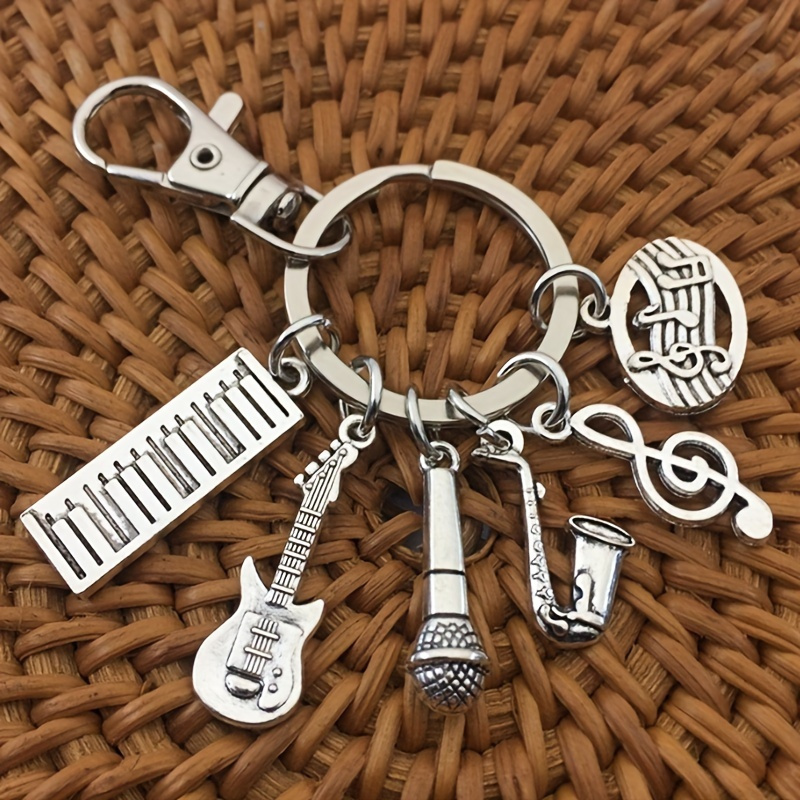 

1pc Retro Music Keychain For Musicians, Piano Keyboard Guitar Sachs Notes Key Chains, Handbag Party Jewelry Crafts