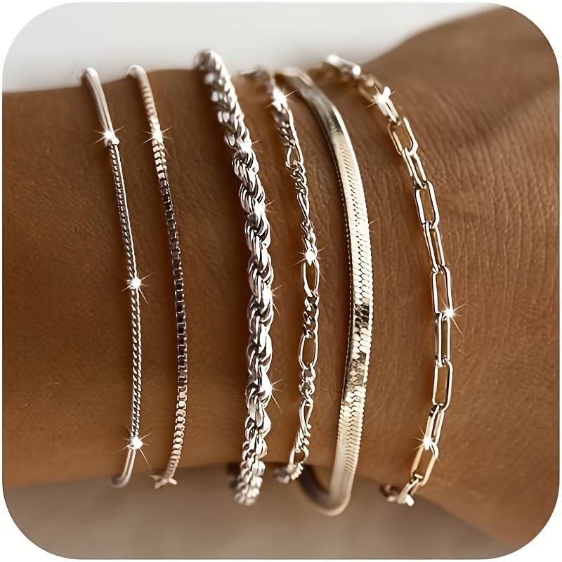 

A Set Of 6 Layered Simple Chain Bracelets, Suitable For Vacation Parties, Dates, Gifts, And , With A Bohemian Style Minimalist Twisted Snake Skin Chain For Women.