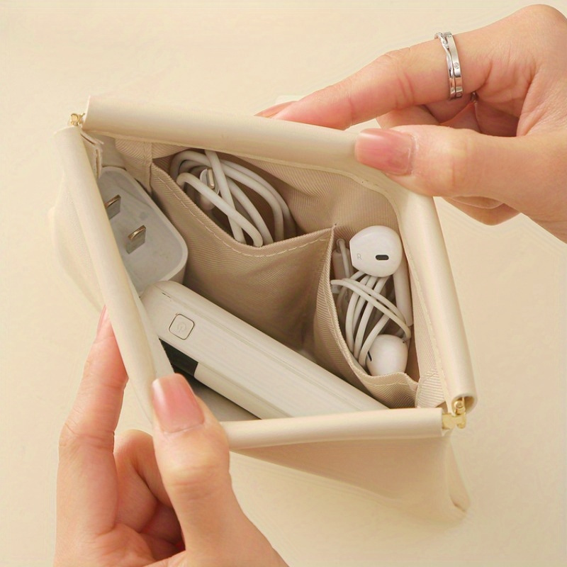 

Portable And Cosmetic Bag, Closing Super And Spacious Cosmetic Bag, Closing, For Packaging And