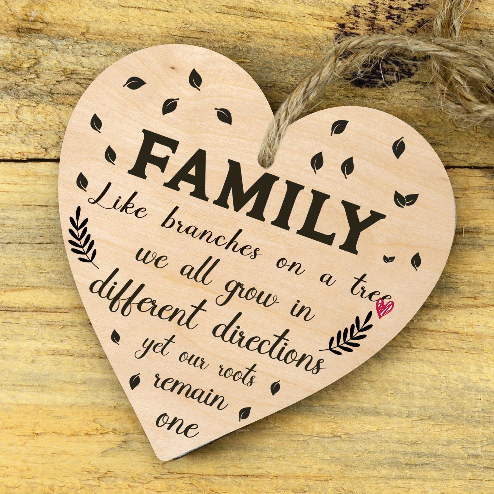 

Classic Wooden Heart-shaped Family Tree Decoration - 1pc Manufactured Wood Pendant For Christmas, Home, Office, Party - Festive Ornament, No Battery Needed, Portable, Family Theme Decor