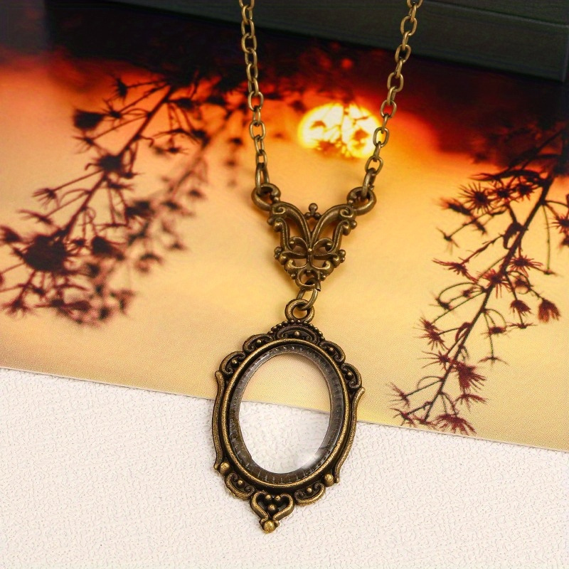 

Fashion Simple In The Eyes Inconvenient Can Use Transparent Magnifying Glass Pendant Necklace Men's And Women's Jewelry