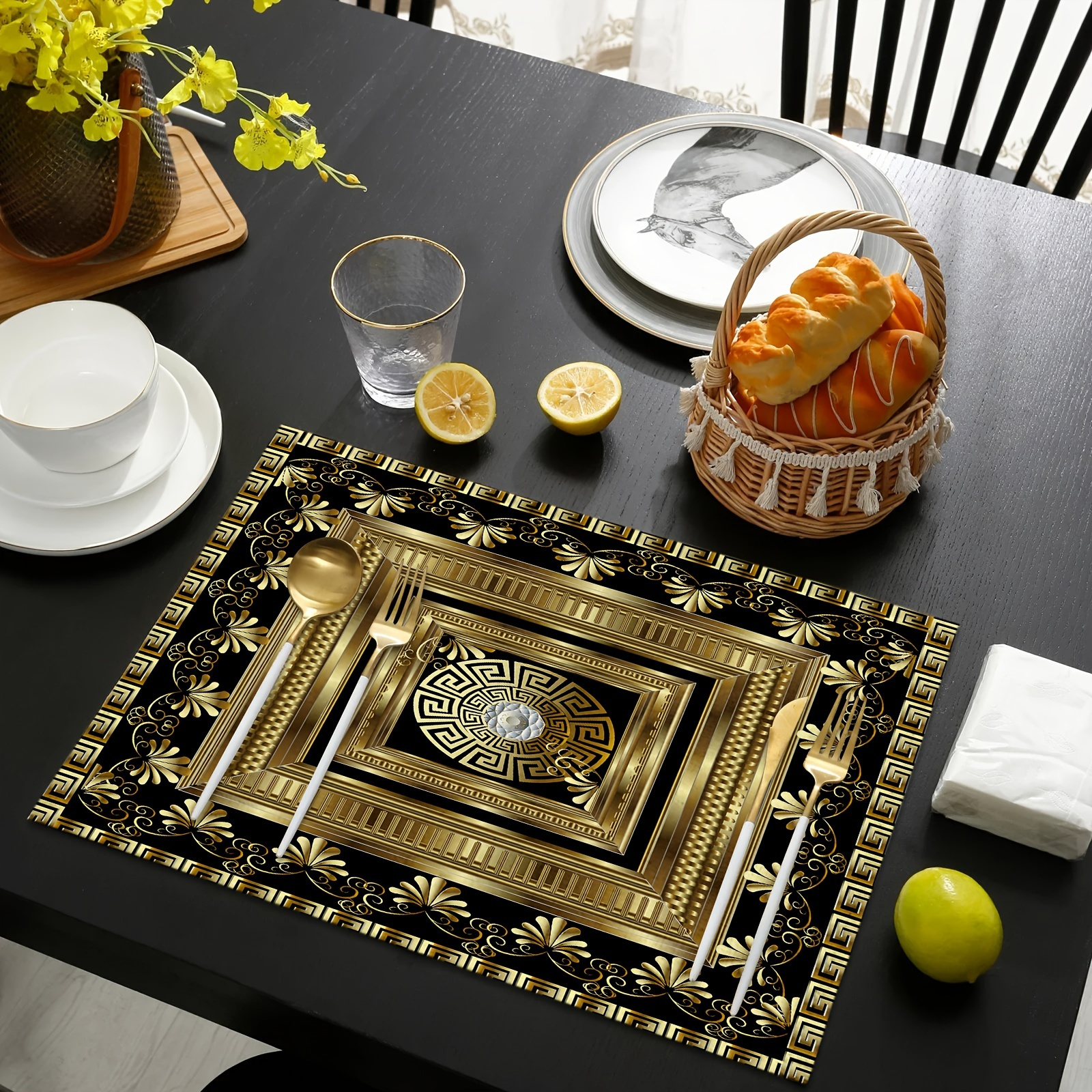 

4pcs Elegant Black & Golden Polyester Placemats, Rectangular, Geometric Greek Design, Machine Washable, Woven Polyester, For Dining & Kitchen Decor, 30x45cm