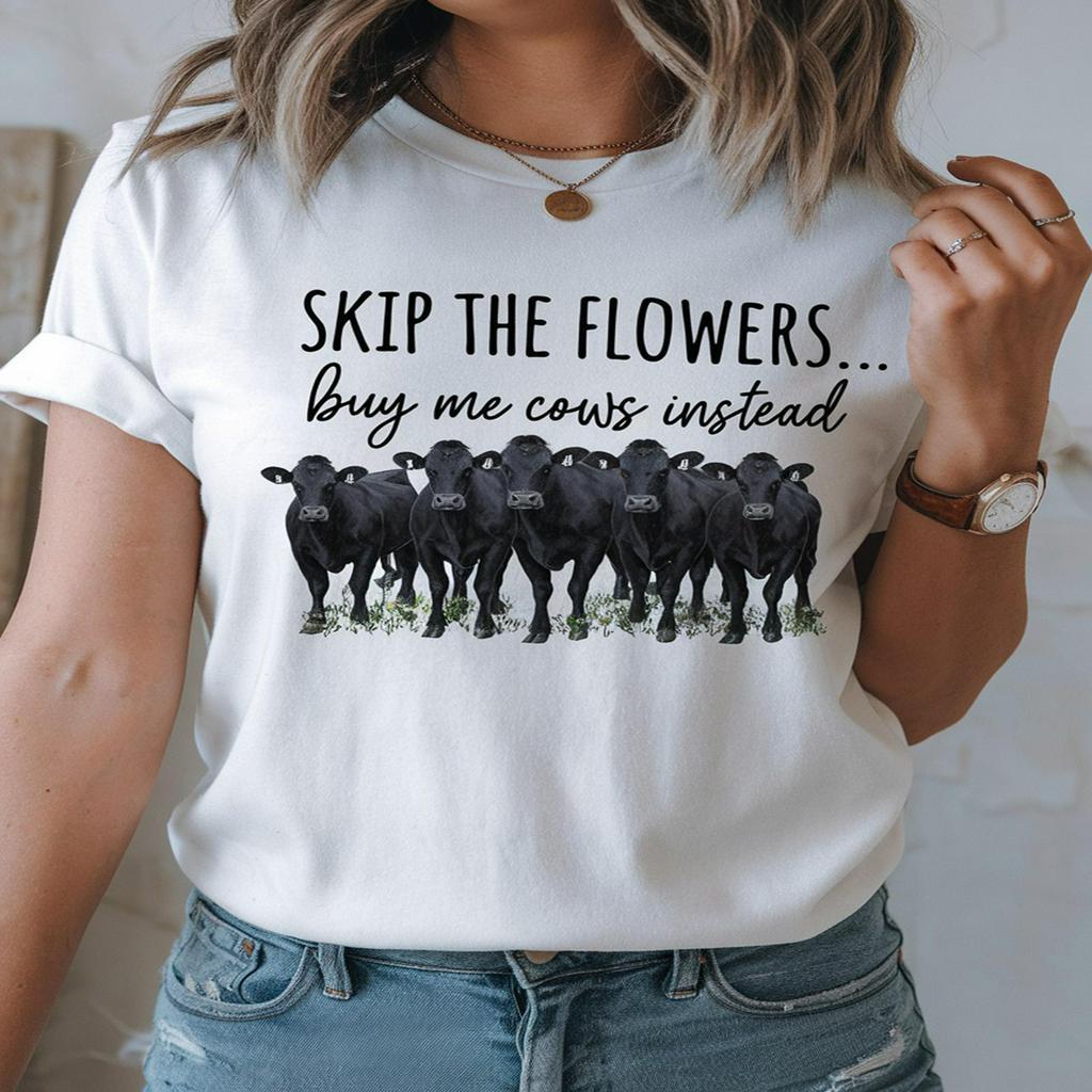

Women's Casual Cow Print Cotton T-shirt - Short Sleeve, Crew Neck, Machine Washable