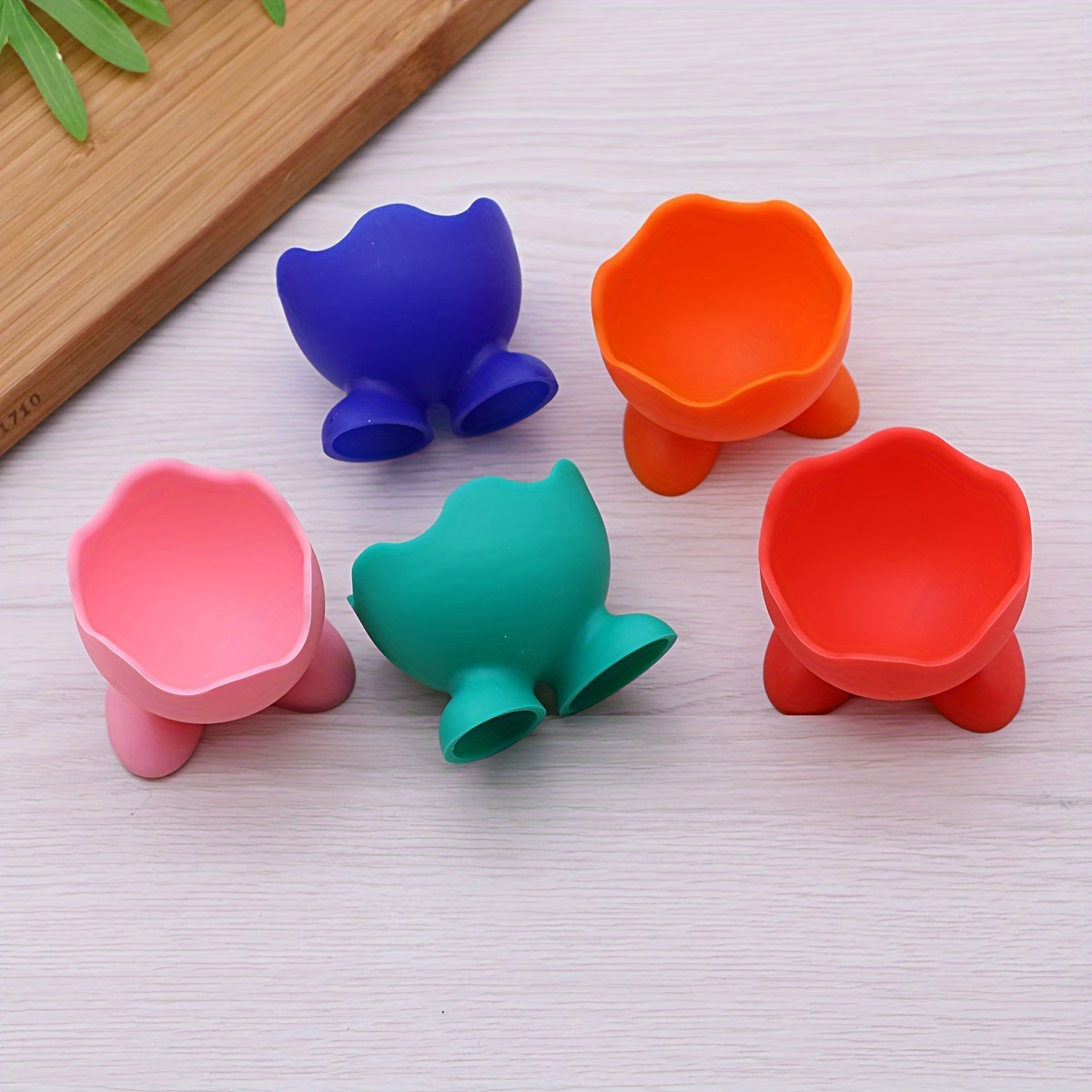 

3-pack Creative Soft Silicone Egg Holders, Egg Cups Set For Kitchen And Dining, Decorative Egg Stands, Egg Storage Organizers For Supplies