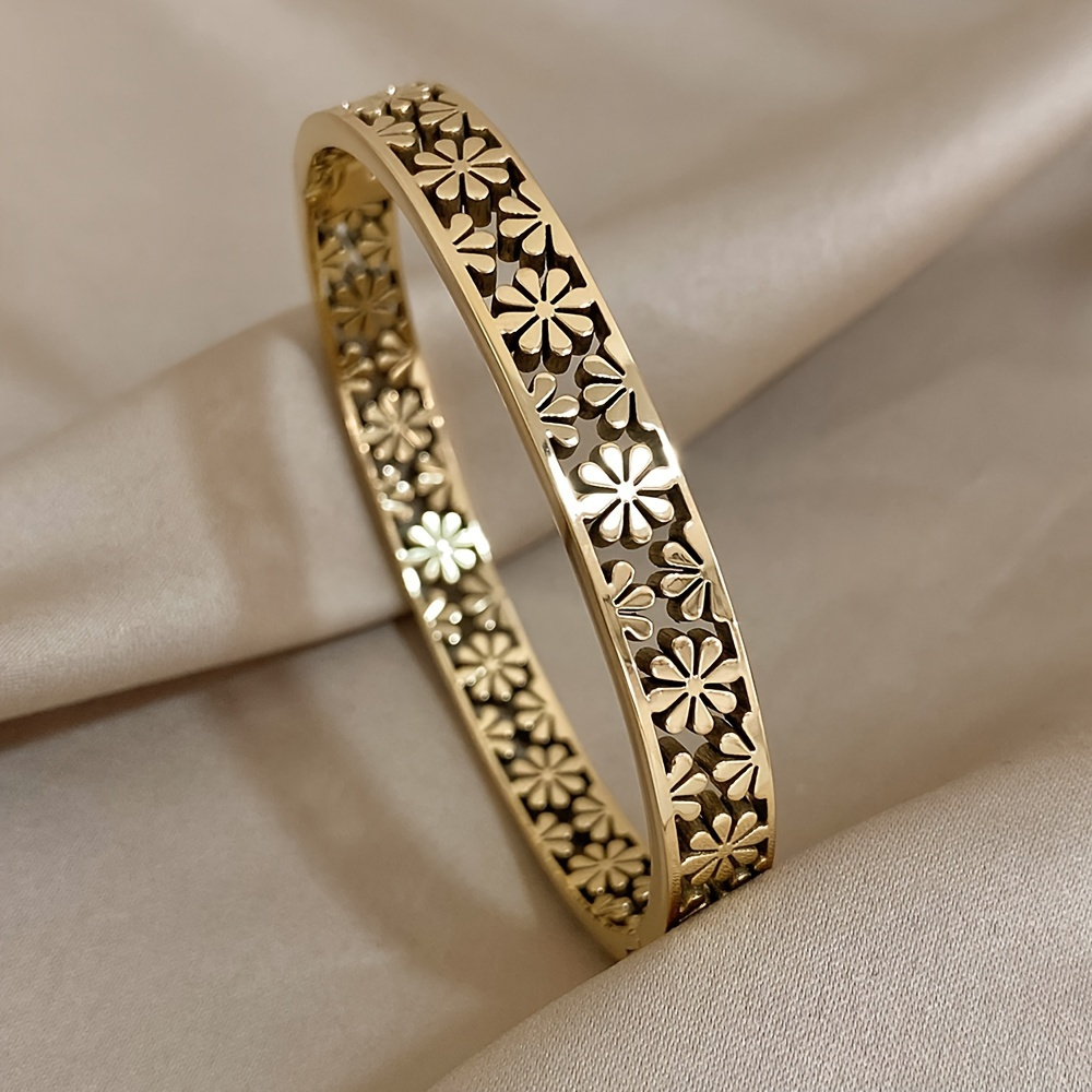 1pc Hollow Flowers Shape Stainless Steel Bangle Bangle Bangle Bracelet For Men Women, Vintage Jewelry