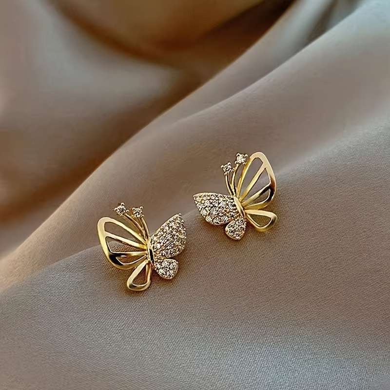 A Pair of Simple and Fashionable Butterfly-Shaped Earrings. Suitable for Daily Wear or Parties
