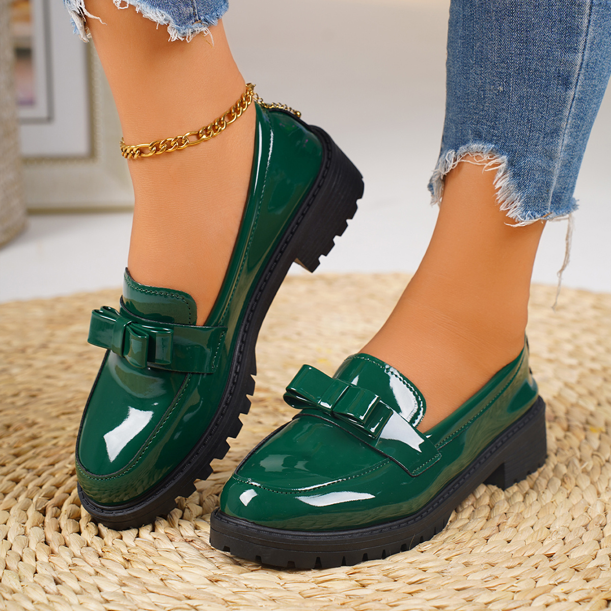 Zapatillas de charol para mujeres Tacón medio de moda retro casual con  de diseño de slip-on de goma y forro de tela,